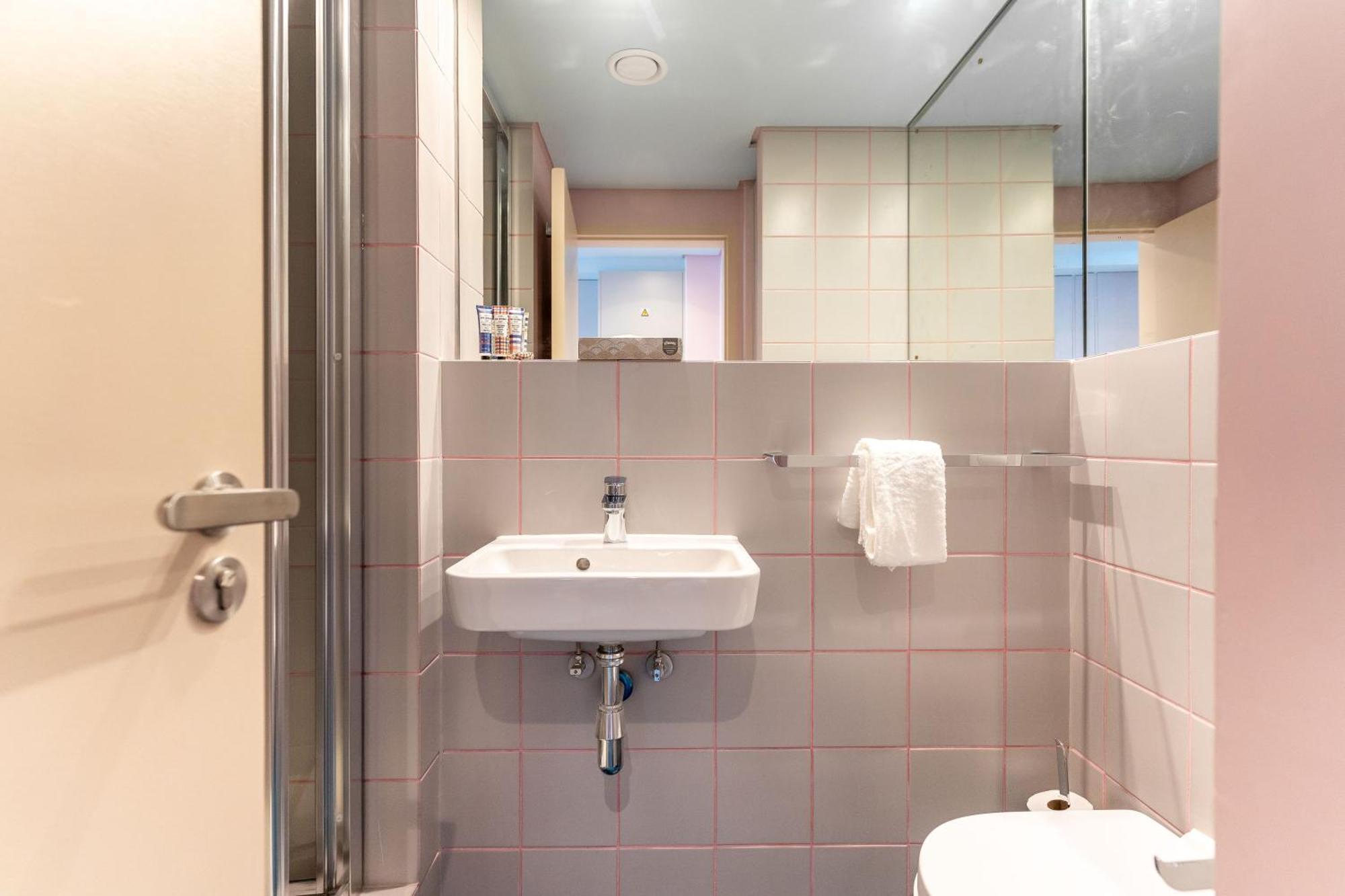 Standard Studio (Self Catering)