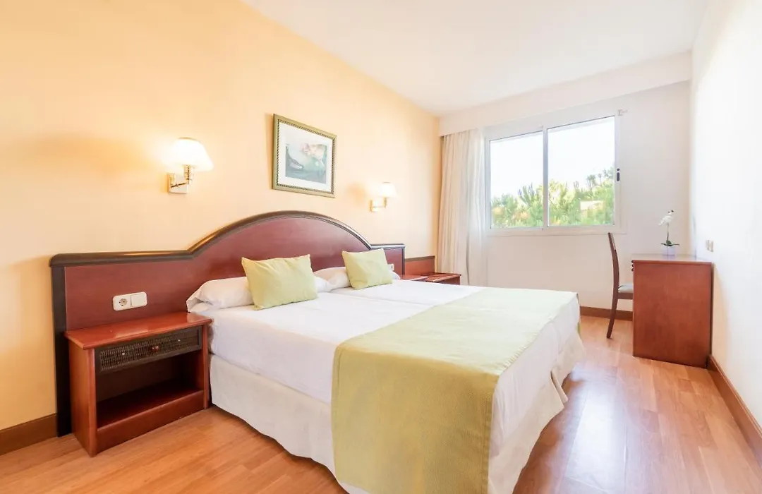 Tropicana Hotel-1